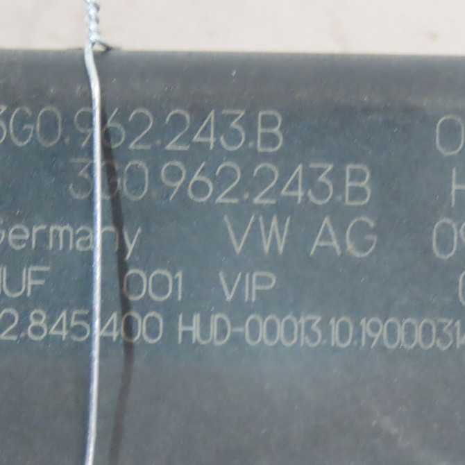 Actionneur coffre ar occasion  Skoda KAROQ (NU7, ND7) 1.6 tdi (2017)   3G0962243B  2