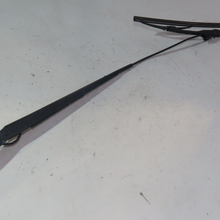 Bras essuie-glace avant droit occasion  Chevrolet AVEO / KALOS 3/5 portes (T250, T255) 1.2 (2008) 5 portes   95980786 