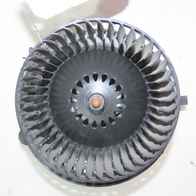 Moteur ventilateur chauffage occasion  Audi A3 (8V1, 8VK) S3 quattro (2013-2014)   5Q1819021B  1