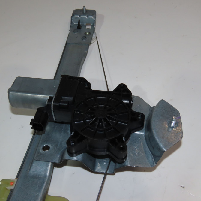 Mecanisme+moteur leve-glace avg occasion  Renault CLIO IV (BH_) 0.9 tce 75 (bhnp) (2018)   807213867R  3