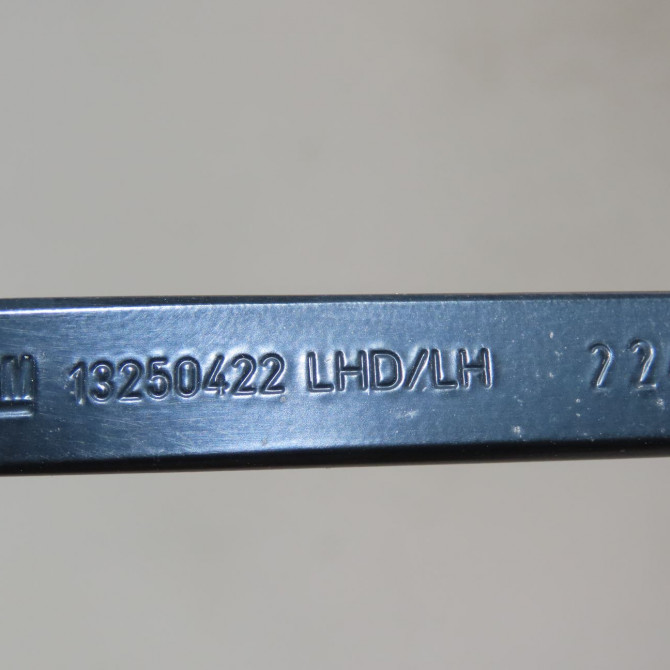 Bras essuie-glace avant gauche occasion  Opel MERIVA B Monospace (S10) 1.4 (75) (2010-2017)   13250422  2