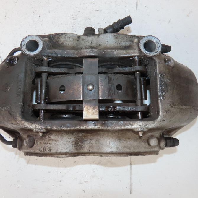 Etrier de frein avant gauche occasion  Renault MEGANE III Coupé (DZ0/1_) 2.0 r.s. (2008)   410113691R  1