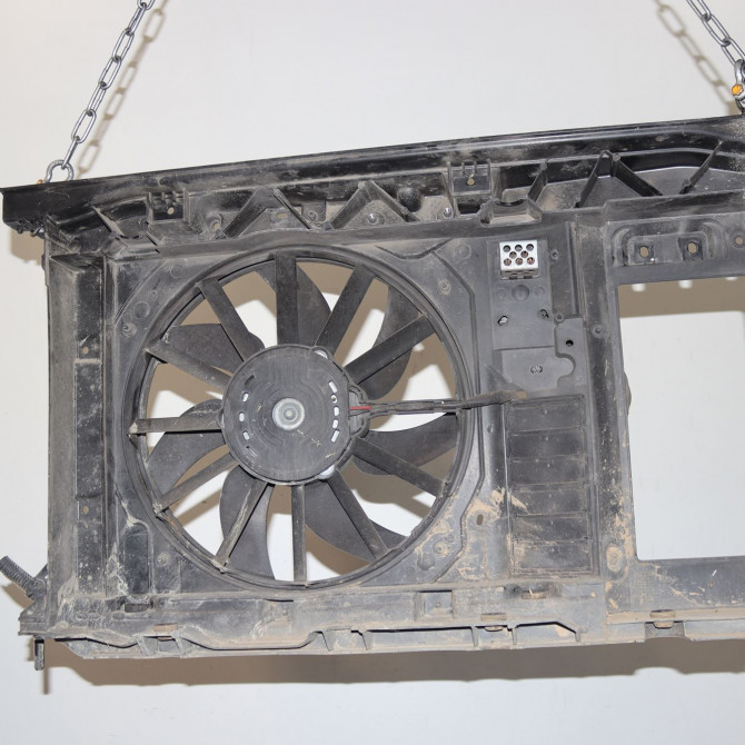 Face avant occasion  Peugeot PARTNER Camionnette/Monospace 1.6 bluehdi 100 (2015)   7104HG  2