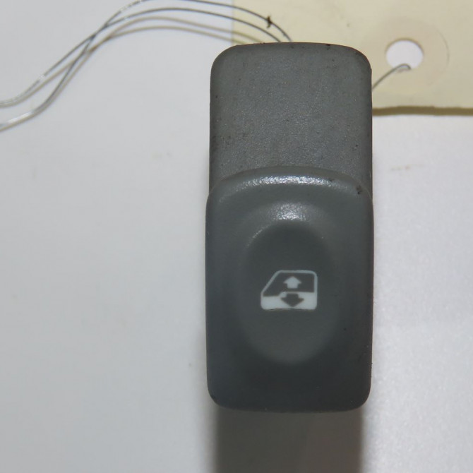 Commande lève-glace porte avant droite occasion  Renault TWINGO I (C06_) 1.2 (c066, c068) (1996-2007) 3 portes   7700434845  1