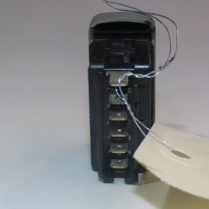 Commande lève-glace porte avant droite occasion  Renault TWINGO I (C06_) 1.2 (c066, c068) (1996-2007) 3 portes   7700434845  2