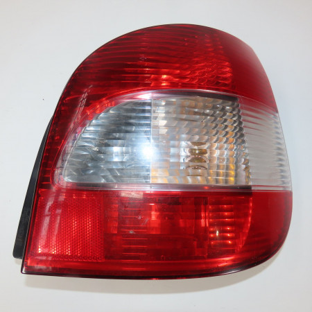 Feu arrière droit occasion  Renault MEGANE Scenic (JA0/1_) 1.6 16v (ja0b, ja04, ja11, ja00) (1998-1999)   7700428055 