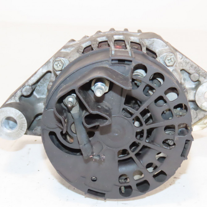 Alternateur occasion  Alfa romeo 159 (939_) 1.9 jtdm 8v (939axe1b, 939bxe1b, 939bxh1b) (2005-2011)   51764265  3