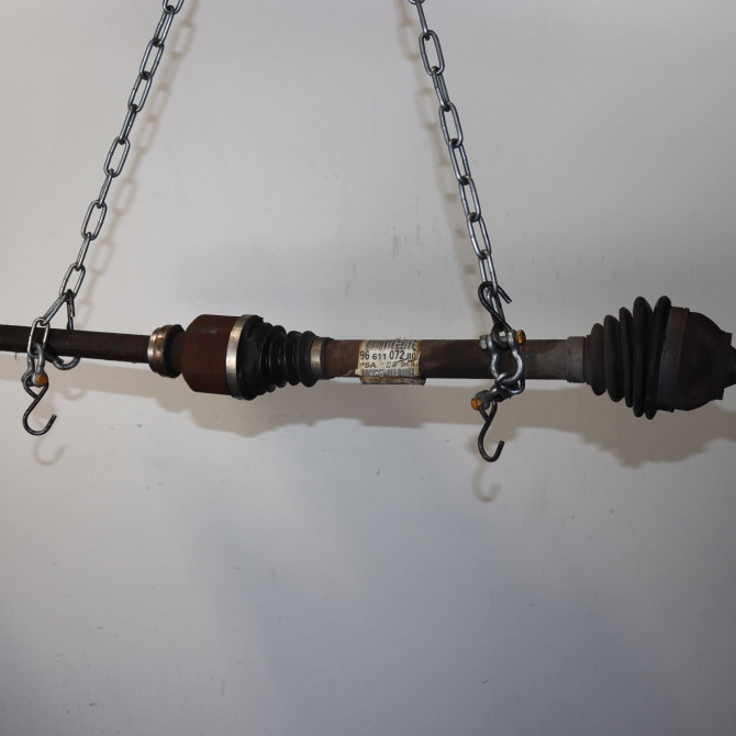 Transmission avant droite occasion  Citroën C4 II (NC_) 1.6 hdi 90 (2009) 5 portes   3273QH  1