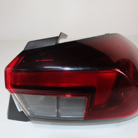 Feu arrière droit occasion  Opel CORSA F 1.2 (68) (2019)   9829317280 