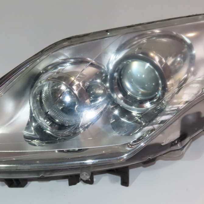 Phare gauche occasion  Renault LAGUNA III (BT0/1) 2.0 dci (bt07, bt0j, bt14, bt1a, bt1s) (2007-2015) 5 portes   260600033R  1