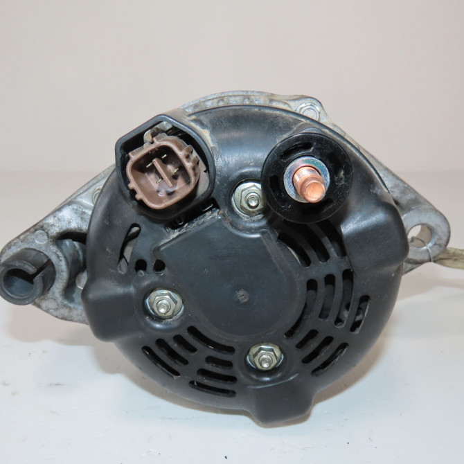 Alternateur occasion  Suzuki SX4 (EY, GY) 2.0 ddis 4x4 (rw 420d) (2009)   3140057L02  3
