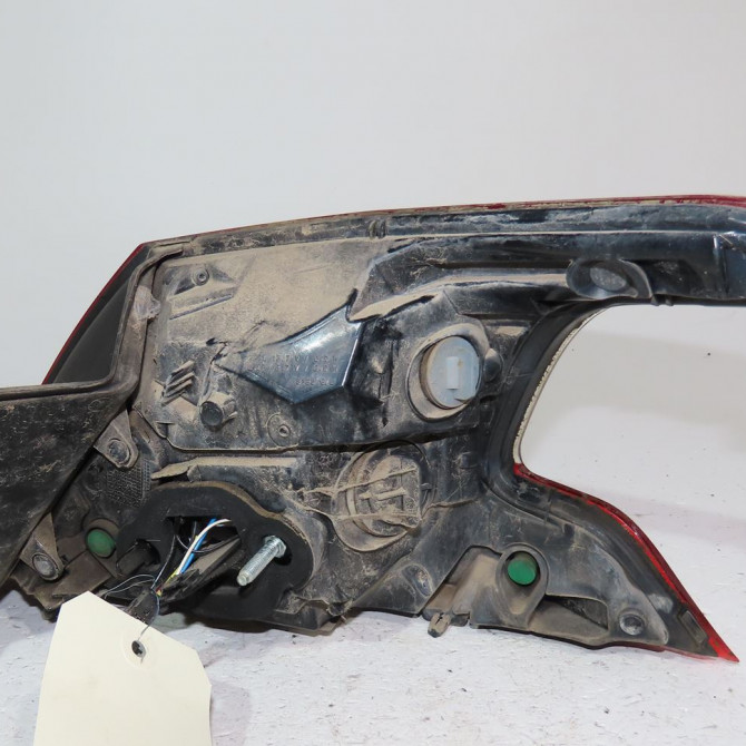 Feu arrière gauche occasion  Peugeot 308 II (LB_, LP_, LW_, LH_, L3_) 1.6 hdi 100 (2014-2021) 5 portes   9677817680  3