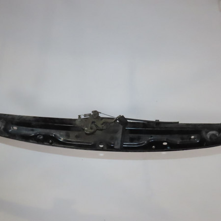 Traverse supérieure armature avant occasion  Peugeot 206+ (2L_, 2M_) 1.4 i (2010-2013)   7106H8 