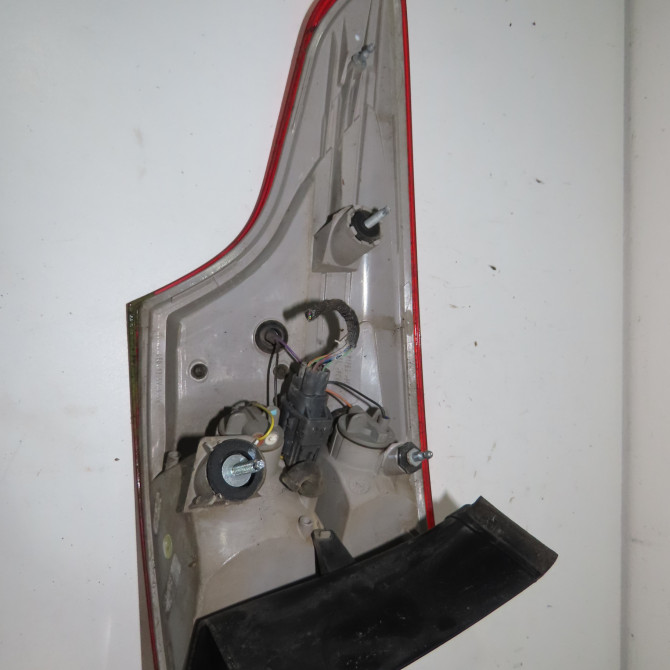 Feu arrière droit occasion  Ford FOCUS III Turnier 1.6 flexifuel (2010)   1785519  2