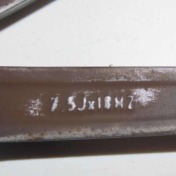 Jante aluminium occasion  Mercedes-benz CLASSE A (W176) A 220 cdi (176.003) (2012-2018)   1764010200  2