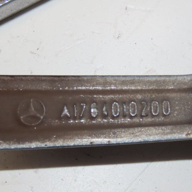 Jante aluminium occasion  Mercedes-benz CLASSE A (W176) A 220 cdi (176.003) (2012-2018)   1764010200  3