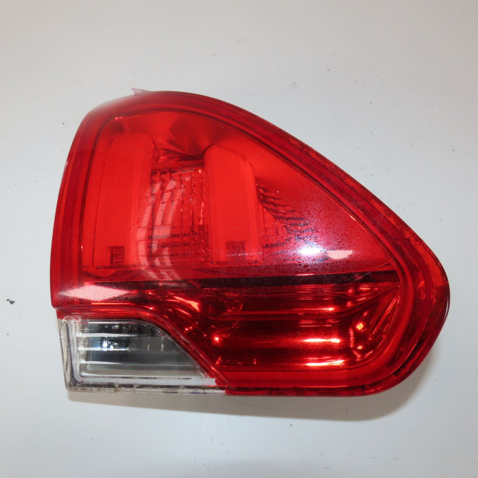 Feu arrière interieur gauche occasion  Peugeot 2008 I (CU_) 1.6 hdi (2013)   9678074480  1