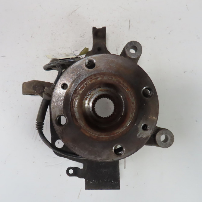 Moyeu avd occasion  Renault CAPTUR I (J5_, H5_) 1.5 dci 90 (2013) 5 portes   8200308650  1