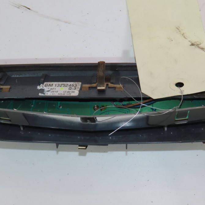 Feux stop supplementaire occasion  Opel ZAFIRA / ZAFIRA FAMILY B (A05) 1.9 cdti (m75) (2005-2015) 5 portes   93190794  2