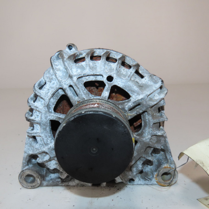 Alternateur occasion  Citroën C3 III (SX) 1.2 vti 82 (2016)   9818677980  1