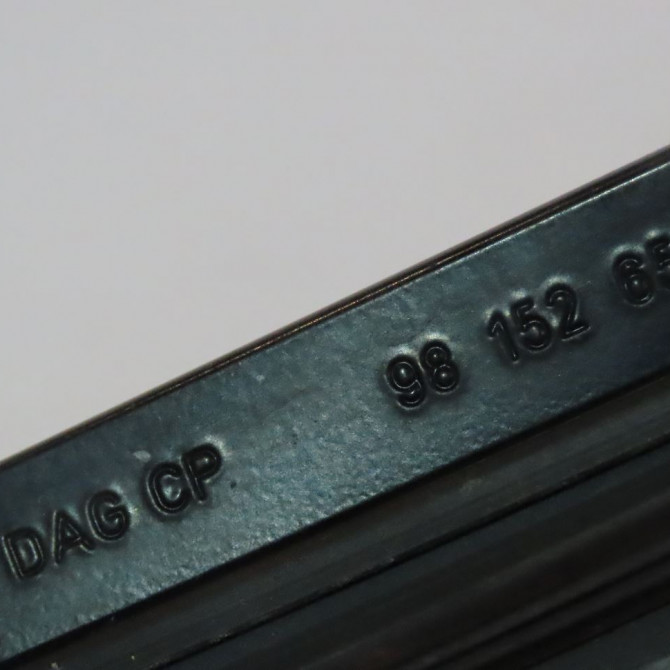 Bras essuie-glace avant droit occasion  Citroën C4 PICASSO II 1.6 bluehdi 120 (2014)   9837608780  2