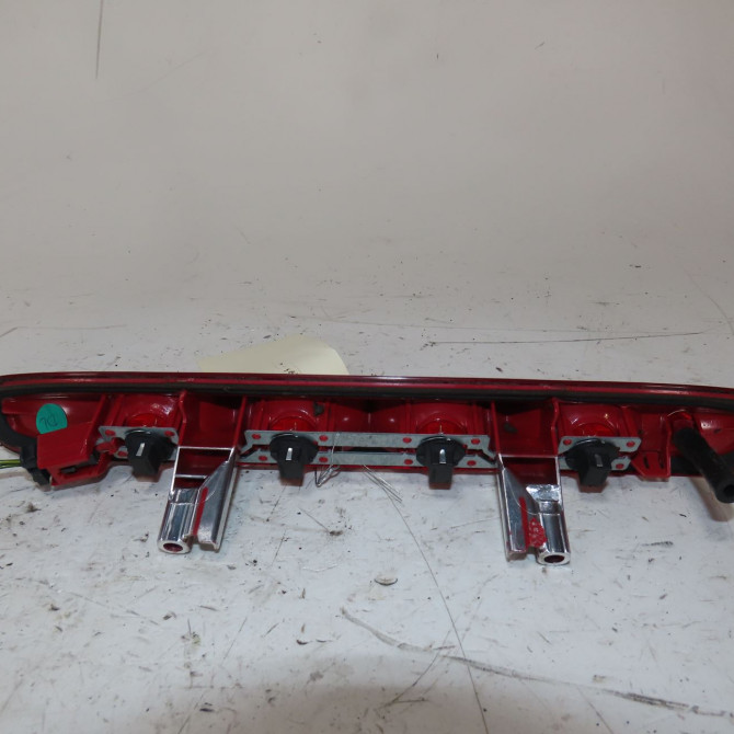 Feux stop supplementaire occasion  Peugeot 208 I (CA_, CC_) 1.2 vti 68 / puretech 68 (2016) 5 portes   9674309080  2