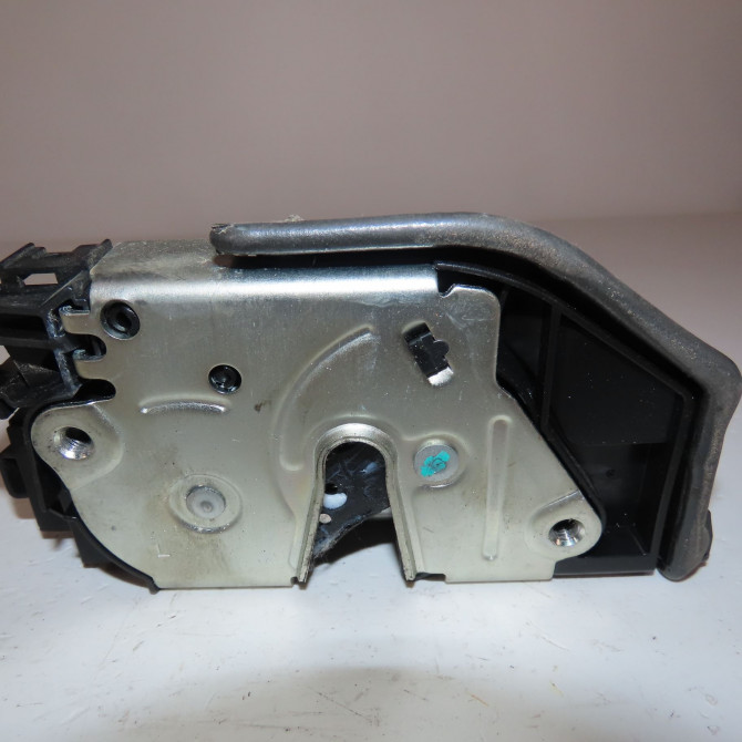 Serrure porte avg occasion  Bmw 3 (E90) 320 d (2004-2011)   51217202143  3