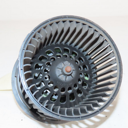 Moteur ventilateur chauffage occasion  Dacia LOGAN II 1.2 (2012)   272100975R 