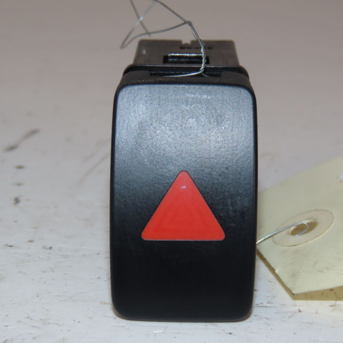 Bouton de warning occasion  Kia RIO III (UB) 1.25 cvvt (2011-2017)   937901W000  1