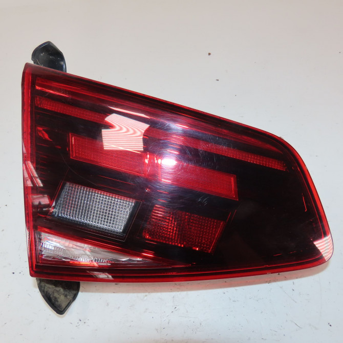 Feu arrière interieur gauche occasion  Volkswagen vw PASSAT B8 (3G2, CB2) 1.6 tdi (2014)   3G5945093D  1