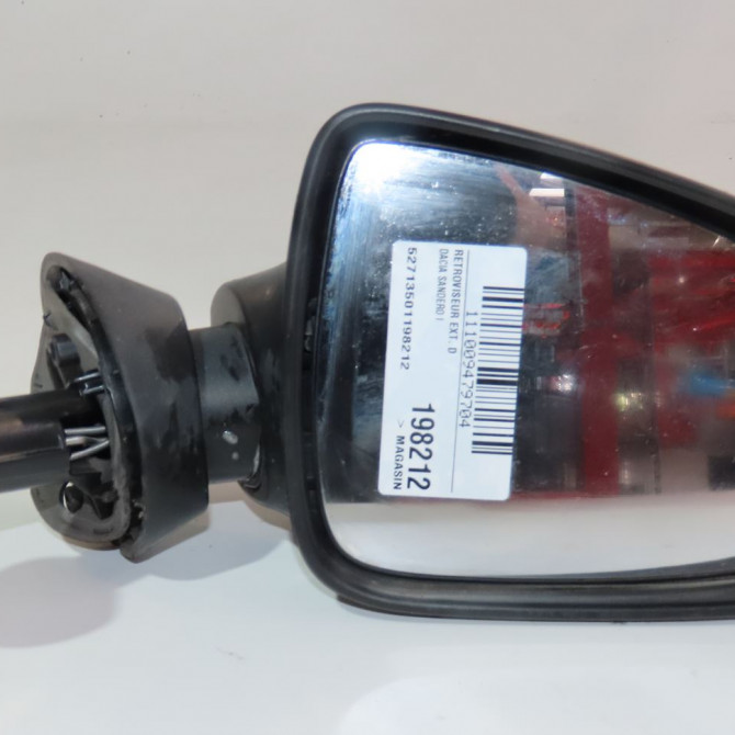 Retroviseur exterieur manuel droit occasion  Dacia SANDERO 1.5 dci (2010) 5 portes   963017145R  1