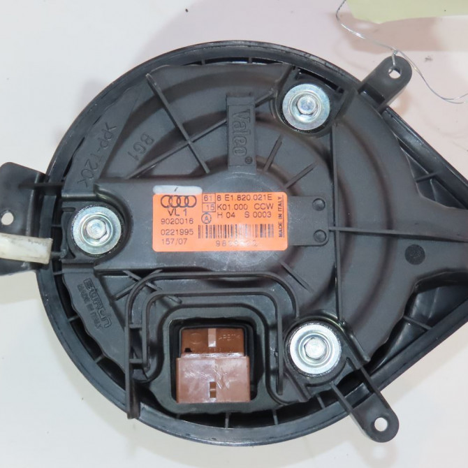 Moteur ventilateur chauffage occasion  Audi A4 B7 (8EC) 2.0 tdi (2004-2008)   8E1820021E  2