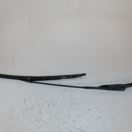 Bras essuie-glace avant droit occasion  Renault TRAFIC II Camionnette (FL) 2.0 dci 90 (fl0h) (2006)   7701050584 