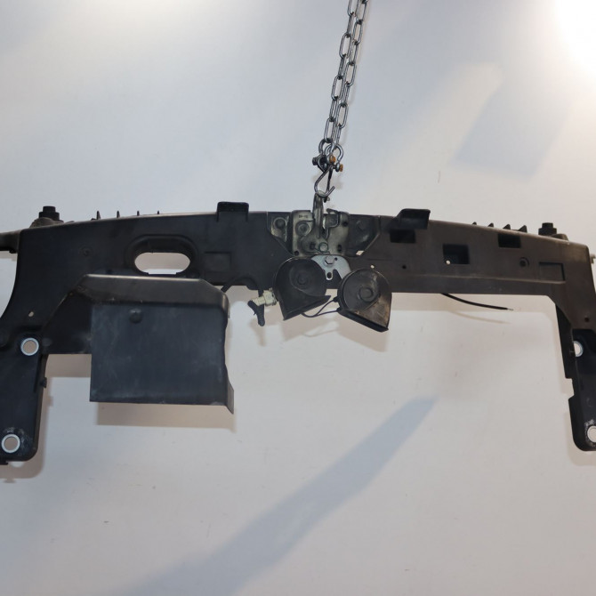 Face avant occasion  Renault MODUS / GRAND MODUS (F/JP0_) 1.5 dci (jp0g, jp0h) (2005) 5 portes   8200224763  1