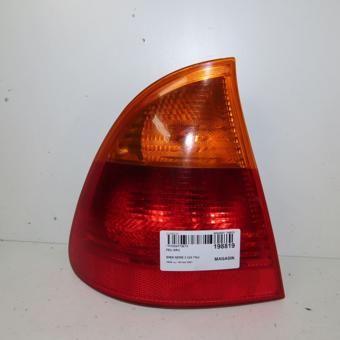 Feu arrière gauche occasion  Bmw 3 Touring (E46) 325 i (2000-2005)   63218368757  1
