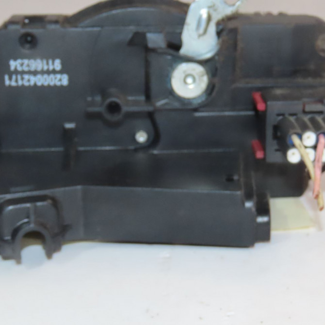 Serrure porte avg occasion  Opel VIVARO A Fourgon (X83) 2.0 cdti (f7) (2006-2014)   91166230  2