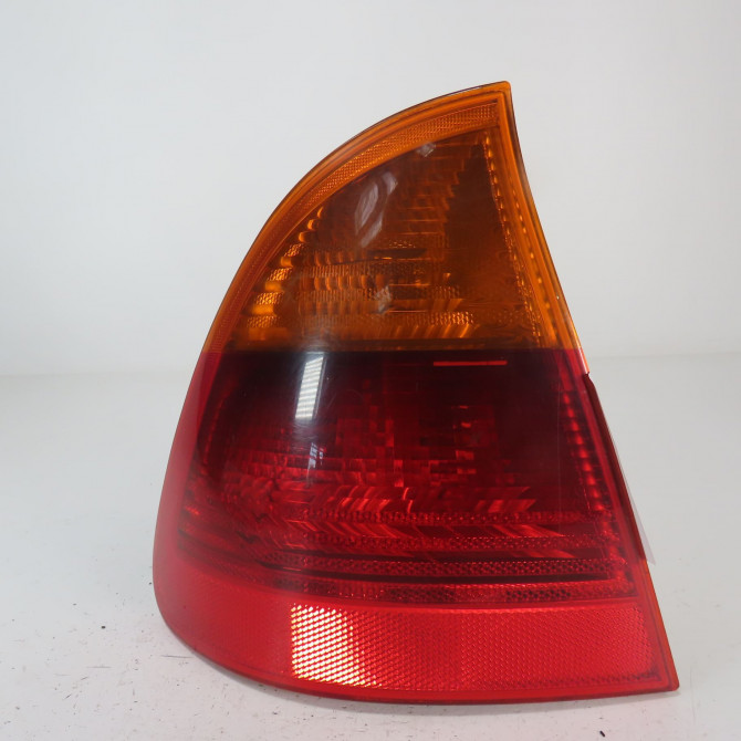 Feu arrière gauche occasion  B.M.W. SERIE 3 IV Phase 2 09-2001->03-2005   63218368757  1