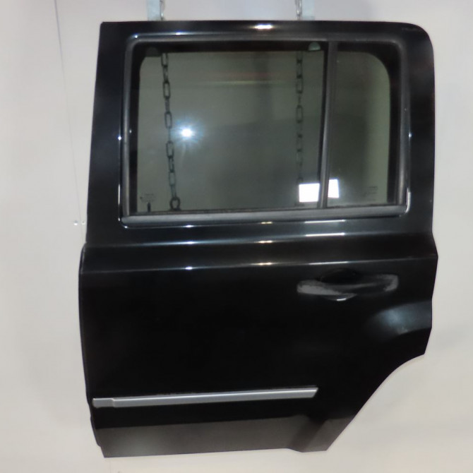 Porte arrière gauche occasion  Jeep PATRIOT (MK74) 2.0 crd 4x4 (2007-2017)   05067713AE  1