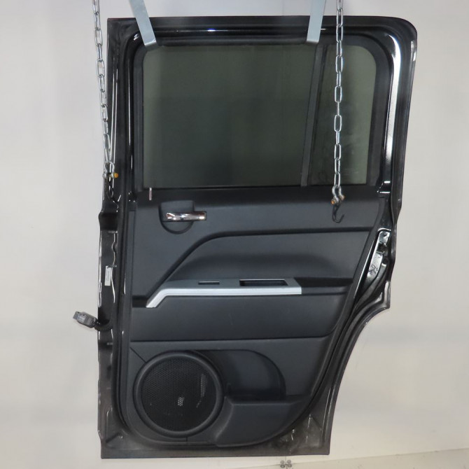 Porte arrière droite occasion  Jeep PATRIOT (MK74) 2.0 crd 4x4 (2007-2017)   05067712AE  2