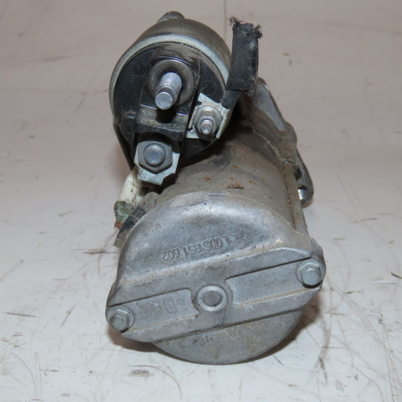 Démarreur occasion  Renault MEGANE IV 3/5 portes (B9A/M/N_) 1.5 blue dci 115 (b9a6) (2018)   233003759R 