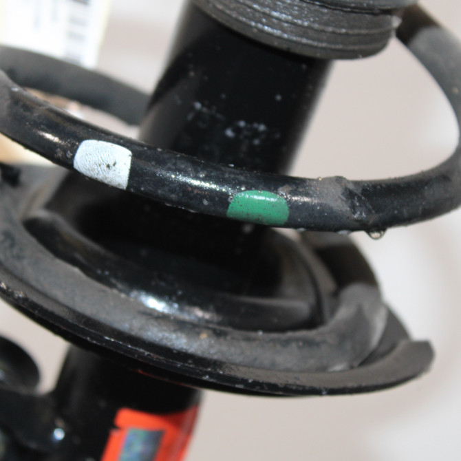 Amortisseur avant droit occasion  Hyundai Ix20 (JC) 1.4 crdi (2010-2019)   546601K100  2