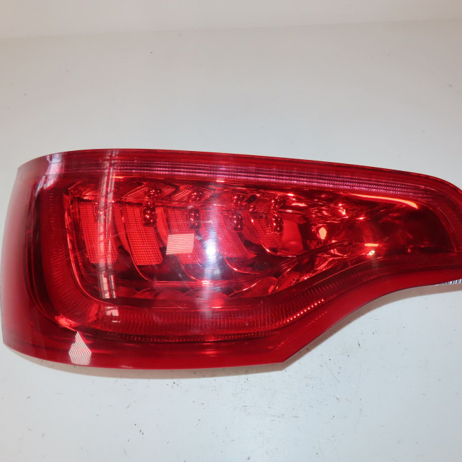 Feu arrière gauche occasion  Audi Q7 (4LB) 3.0 tdi quattro (2006-2008)   4L0945093F  1