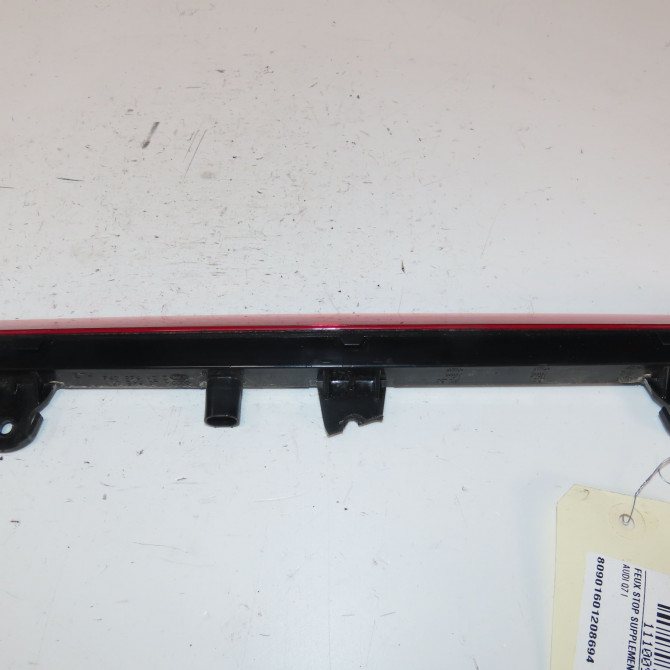 Feux stop supplementaire occasion  Audi Q7 (4LB) 3.0 tdi quattro (2006-2008)   4L0945097A  2