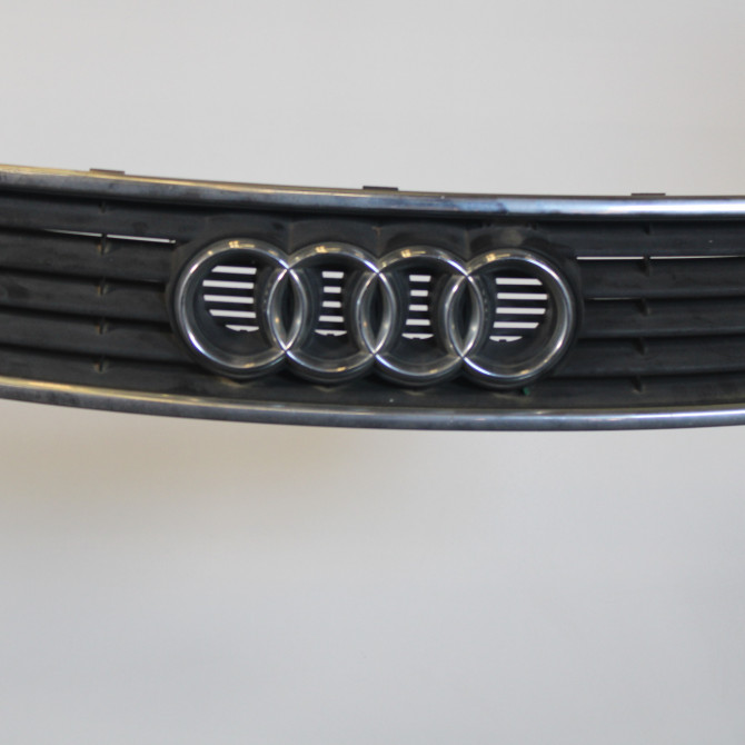 Calandre occasion  Audi A6 C5 Avant (4B5) 1.9 tdi (1998-2001)   4B0853651D5PV  1