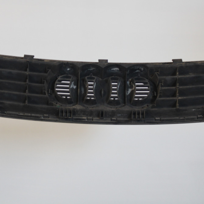 Calandre occasion  Audi A6 C5 Avant (4B5) 1.9 tdi (1998-2001)   4B0853651D5PV  2