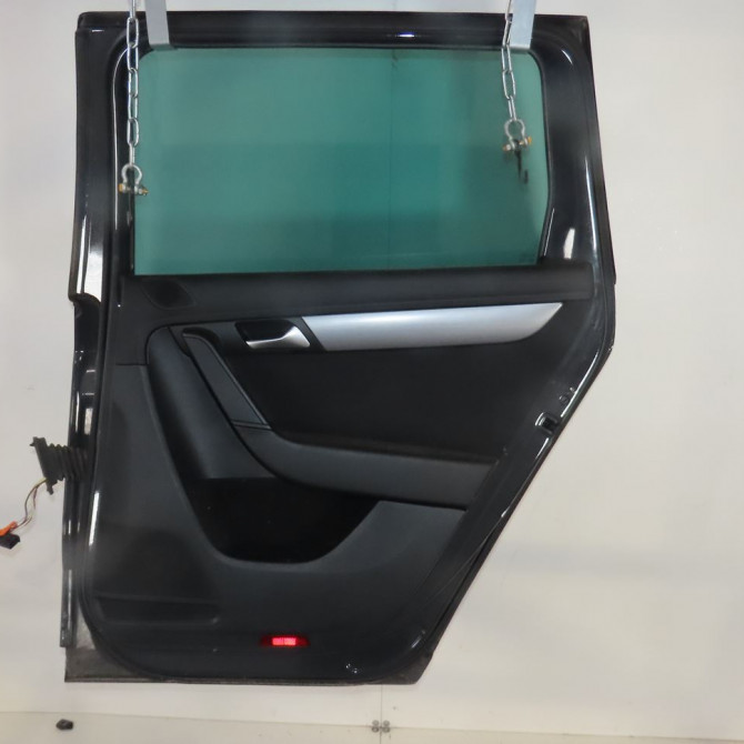 Porte arrière droite occasion  Volkswagen vw PASSAT B7 Variant (365) 2.0 tdi (2010-2014)   3AF833056  2