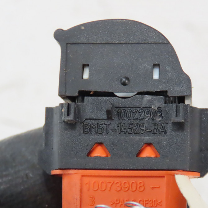 Commande lève-glace porte avant droite occasion  Ford FOCUS III 1.6 tdci econetic (2012)   1746832  2