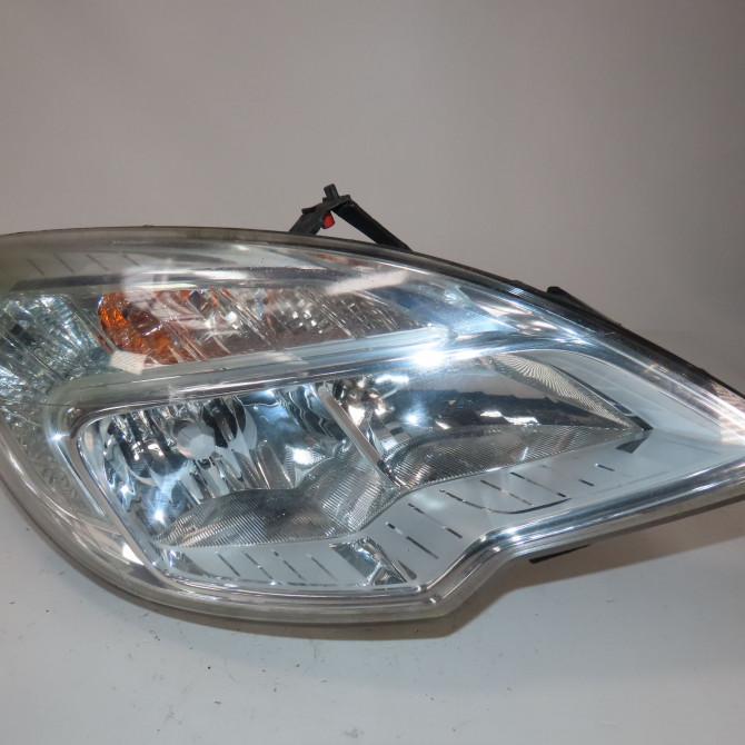 Phare droit occasion  Opel MERIVA B Monospace (S10) 1.7 cdti (75) (2010-2017)   13253630  1