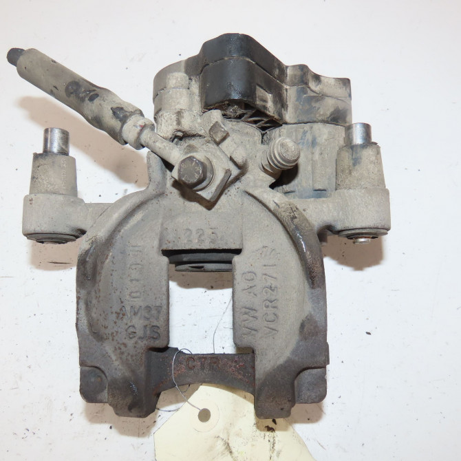 Etrier de frein arrière gauche occasion  Volkswagen vw T-ROC (A11, D11) 2.0 tdi (2018)   5Q0615405GP  1