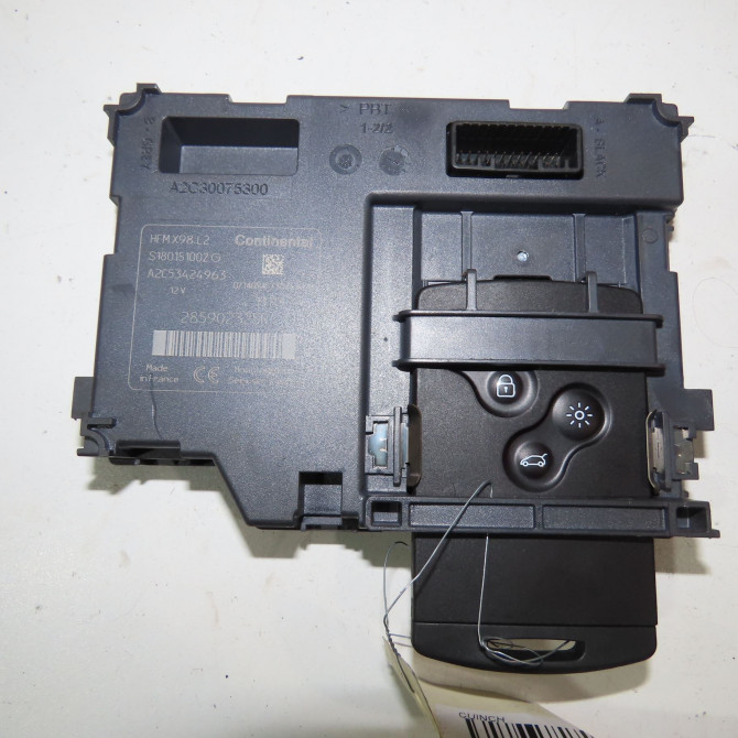 Lecteur de carte occasion  Renault CLIO IV (BH_) 1.5 dci 75 (2012) 5 portes   285902325R  1